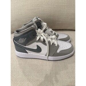 Size 5.5 - Air Jordan 1 Mid Barons